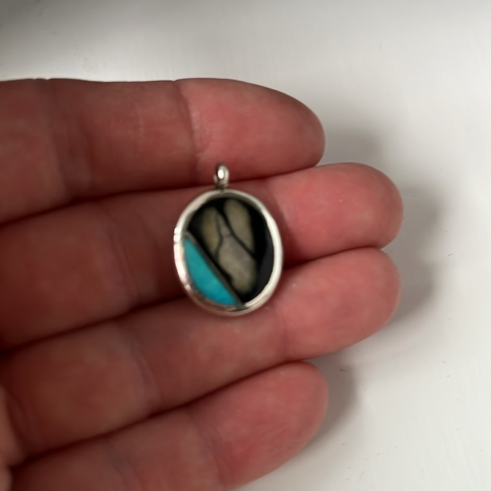Vintage Zuni Sterling Silver Native American Turquoise Inlay Pendant - Picture 5 of 10